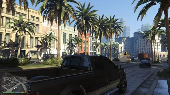This contains a gameplay image of the game: Screenshot of Grand Theft Auto V